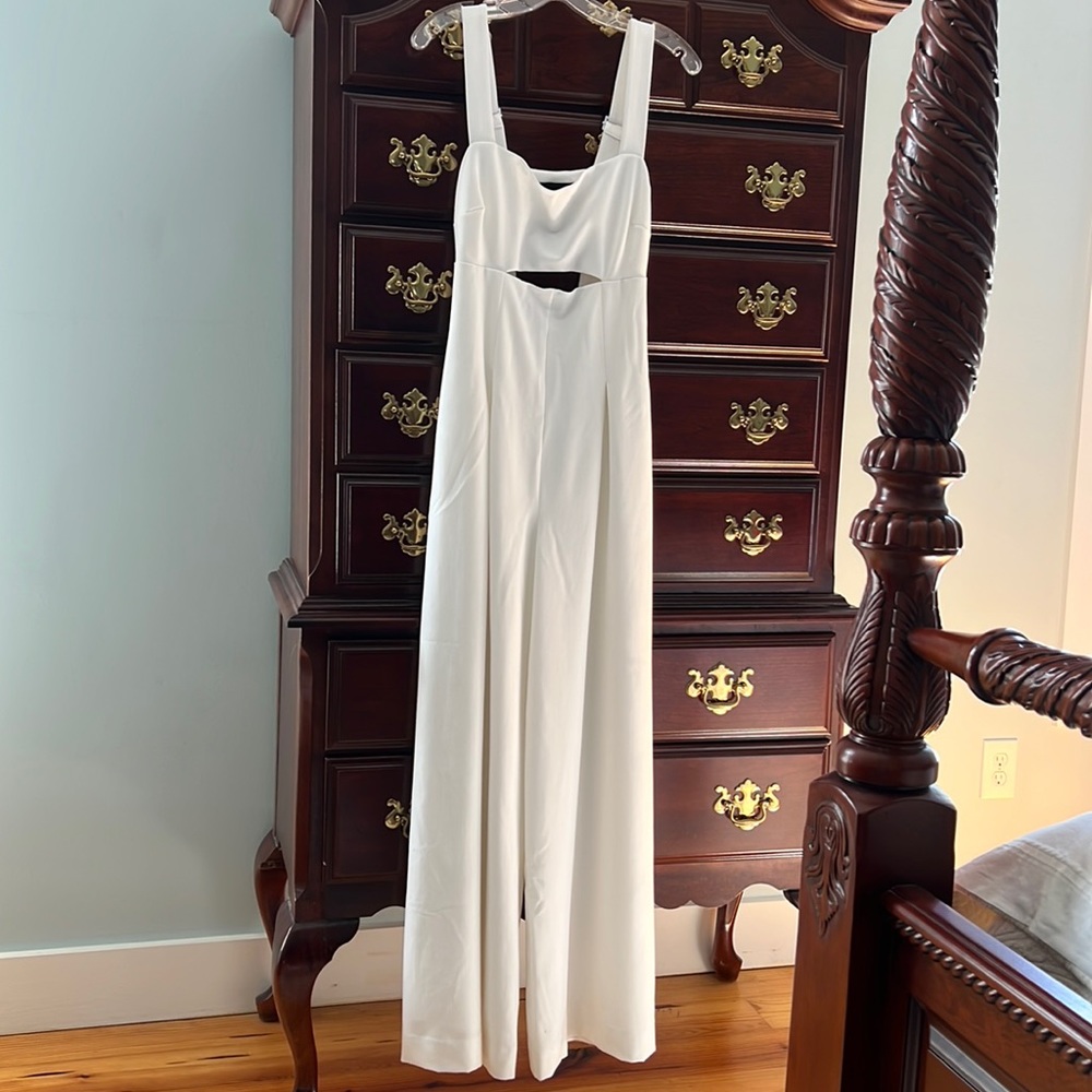 Cutest jumpsuit ever by Kendall and Kylie